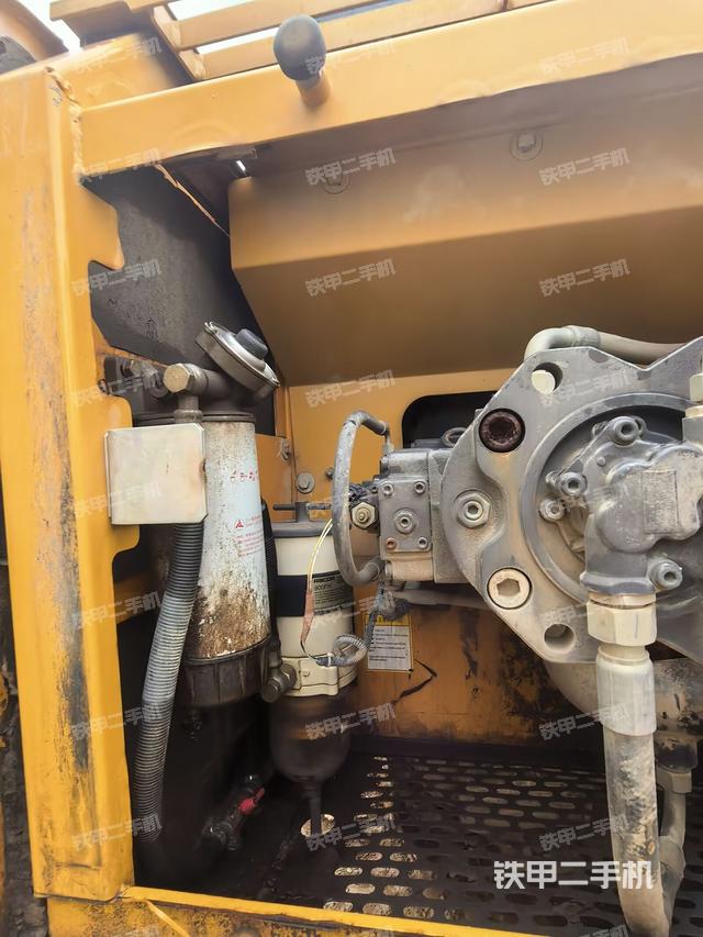 液压泵斜45 左(大件舱室) 液压泵斜45 左(大件舱室)