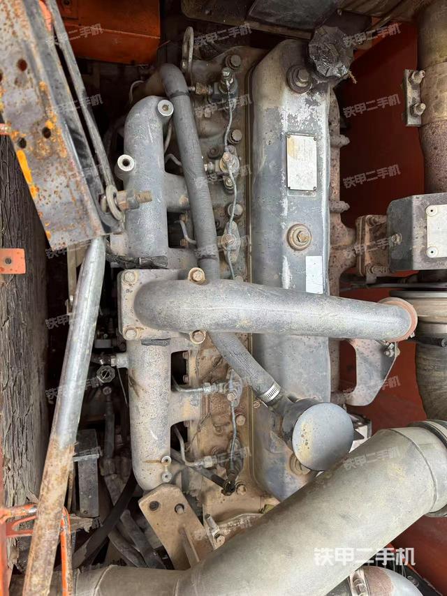 发动机整体俯视(整机外观) 发动机整体俯视(整机外观)