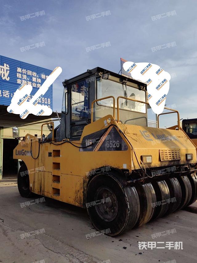 柳工CLG6526壓路機(jī)