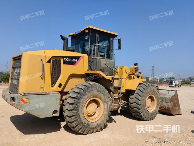 右后45°（整机外观）