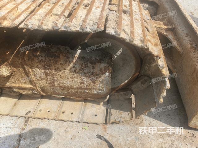 右側(cè)履帶整體?（行走機構(gòu)）