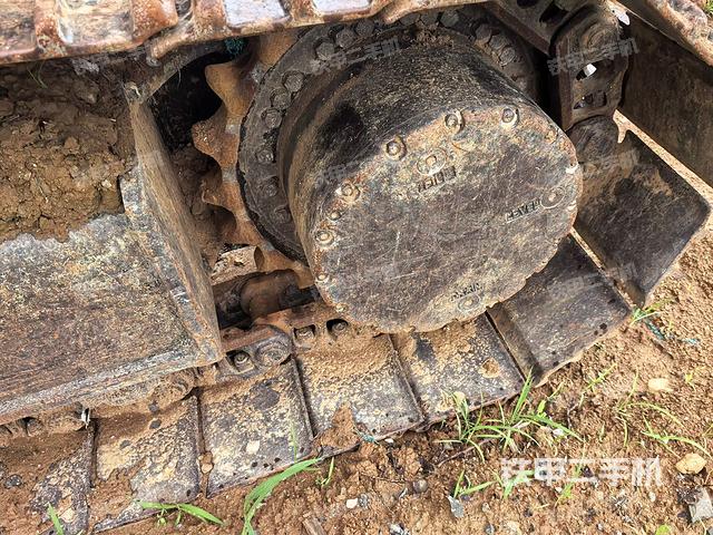 左驱动轮(行走机构) 左驱动轮(行走机构)