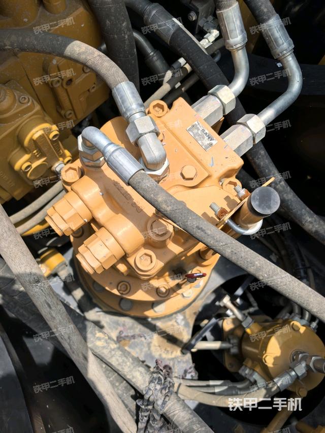 回转马达(上车部件) 回转马达(上车部件)