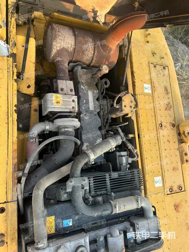 发动机整体俯视(整机外观) 发动机整体俯视(整机外观)