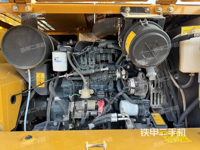 发动机整体俯视（整机外观）