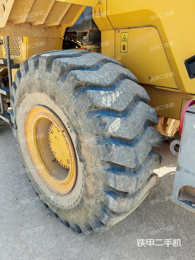 左后轮（行走机构）