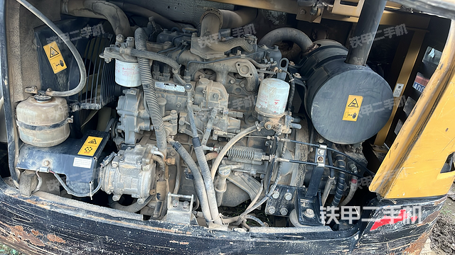 发动机整体俯视(整机外观) 发动机整体俯视(整机外观)