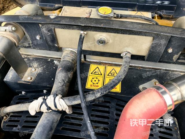 水箱+风扇特写(上车部件) 水箱+风扇特写(上车部件)