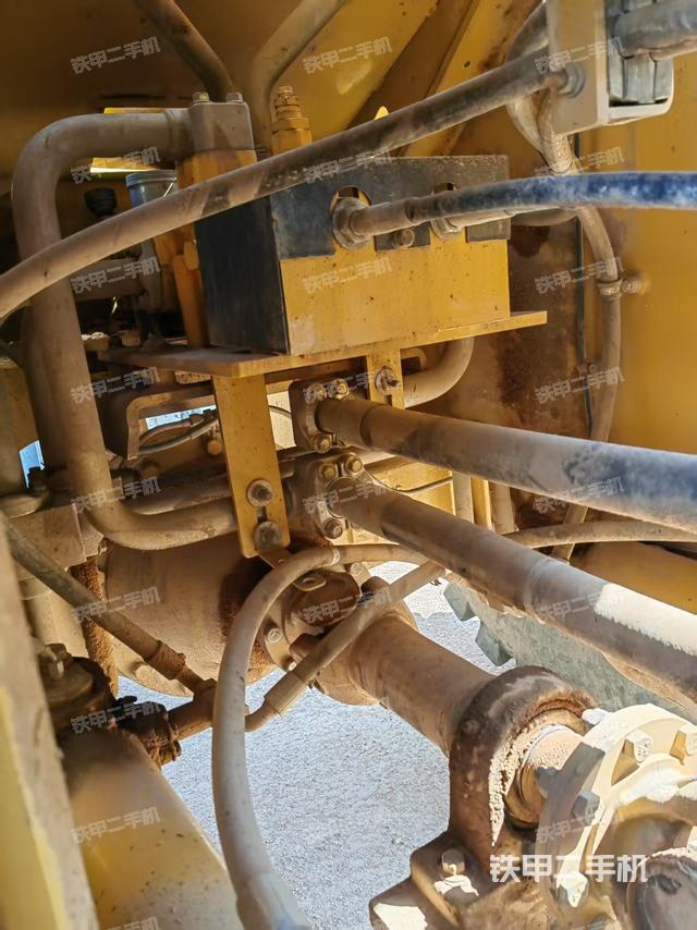 前驱动桥（液压/传动系统）