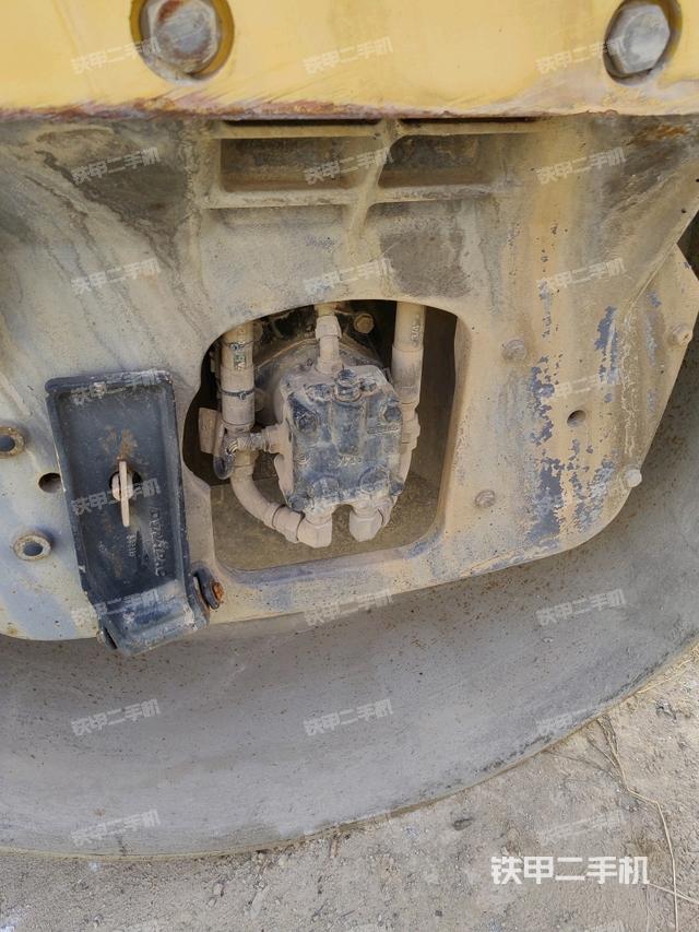 桥\驱动（压路机前后车架）