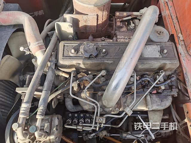 发动机整体俯视(整机外观) 发动机整体俯视(整机外观)