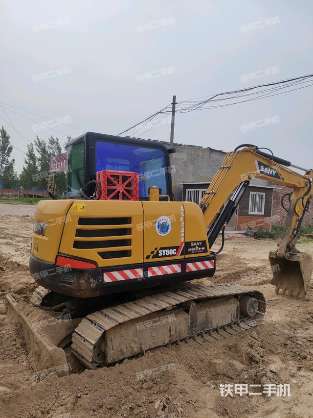 整机右后45°(整机外观) 整机右后45°(整机外观)