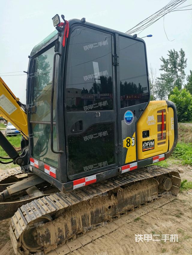 驾驶室整体（整机外观）