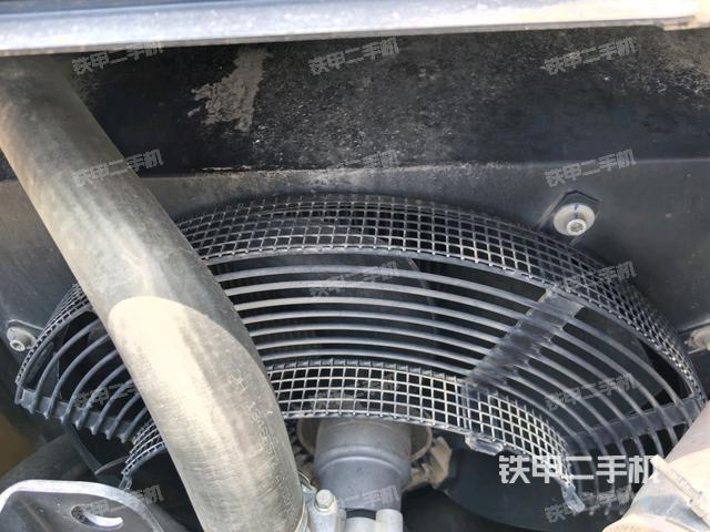 水箱+风扇特写(上车部件) 水箱+风扇特写(上车部件)