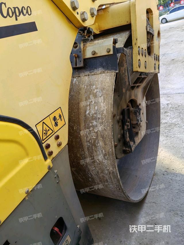 钢轮厚度（压路机前后车架）