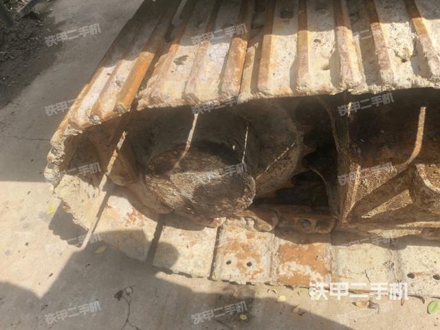 右導向輪（行走機構(gòu)）