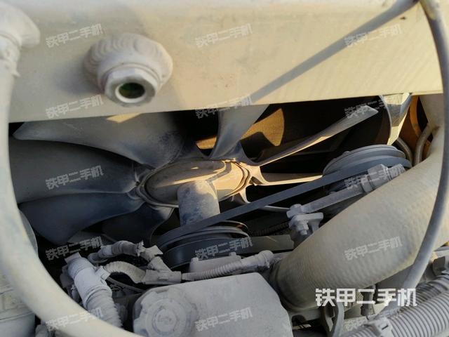 风扇及皮带（压路机发动机舱）