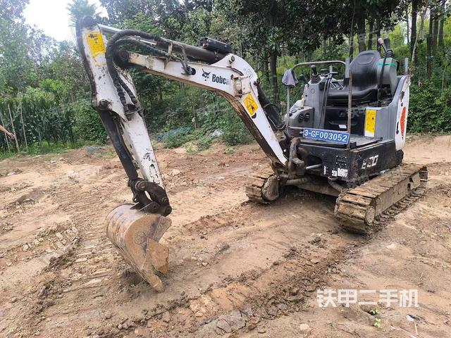 山貓E20挖掘機