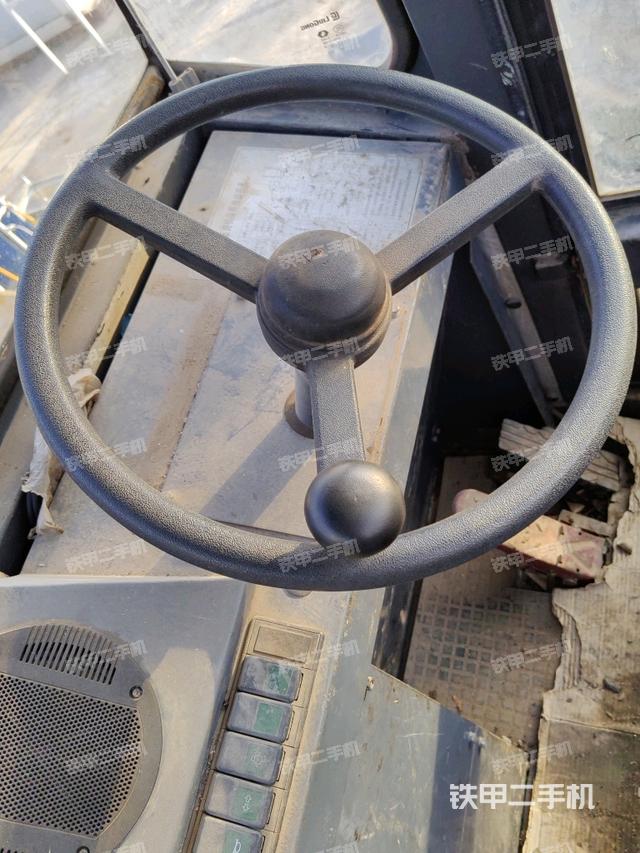 操作把手（压路机驾驶室）