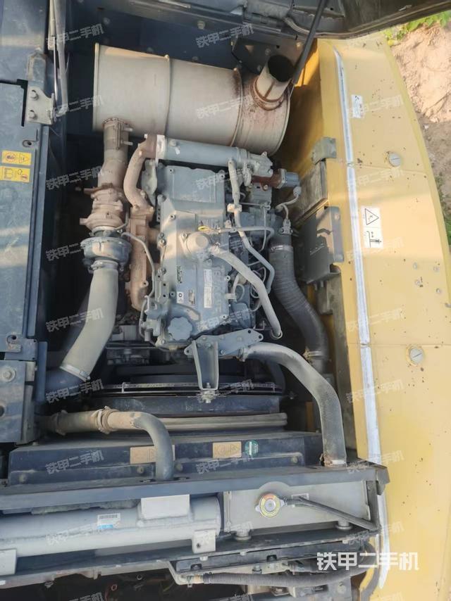 发动机整体俯视（整机外观）