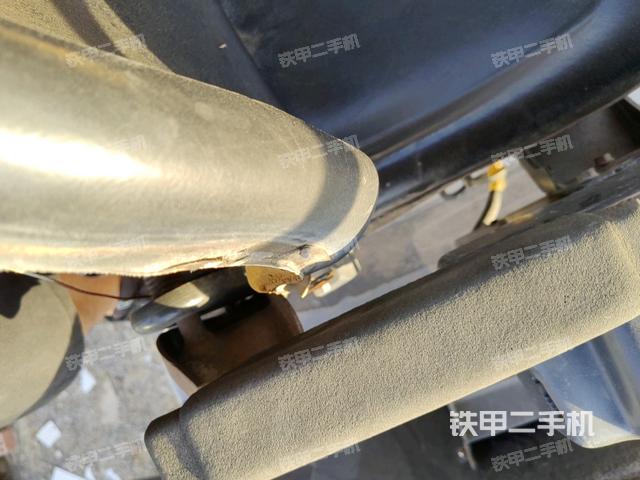 后玻璃角标（压路机驾驶室）