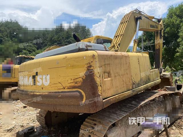 整机右后45°(整机外观) 整机右后45°(整机外观)
