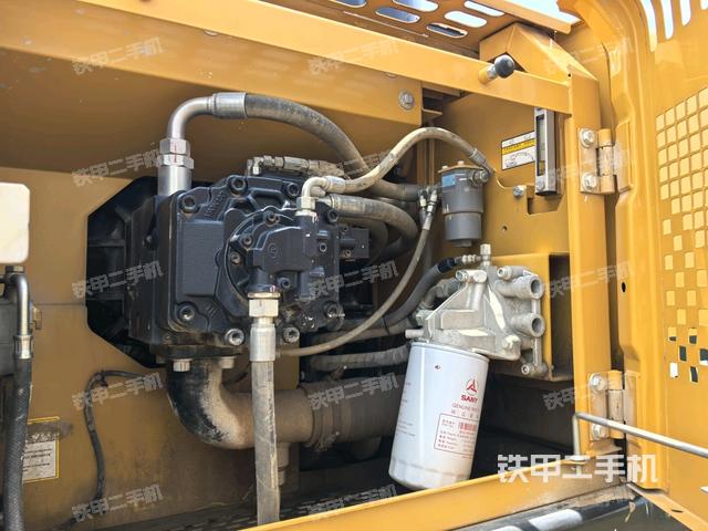 液压泵室(大件舱室) 液压泵室(大件舱室)