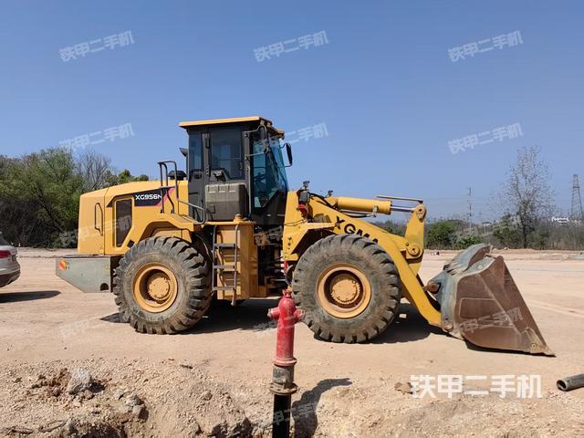 右前45°（整机外观）