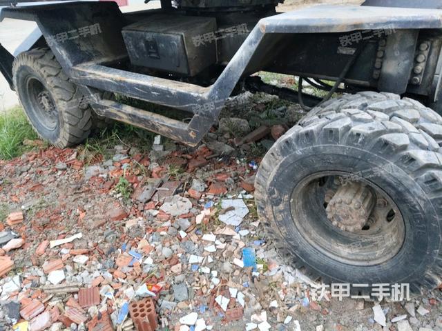 左侧履带整体 （行走机构）