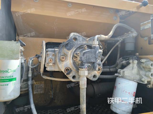 液压泵斜45 右(大件舱室) 液压泵斜45 右(大件舱室)