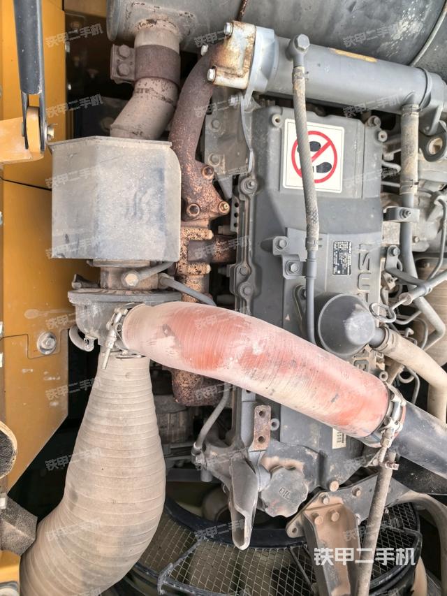 气门室盖螺丝特写(上车部件) 气门室盖螺丝特写(上车部件)