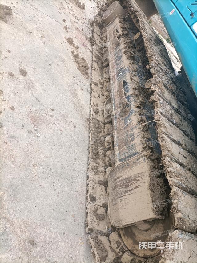 左側(cè)履帶整體?（行走機(jī)構(gòu)）