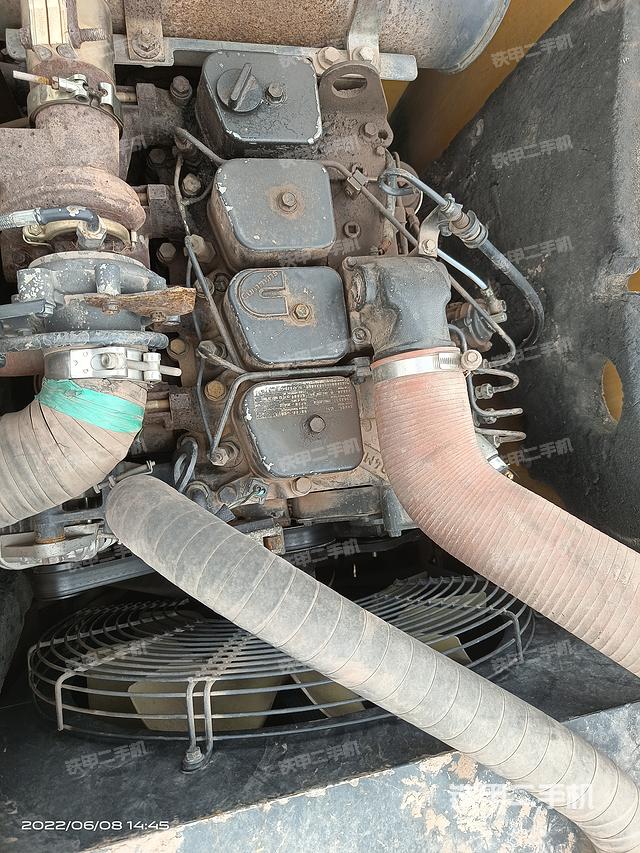 发动机整体俯视（整机外观）