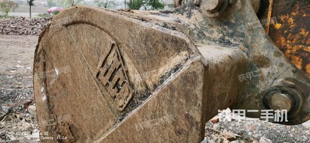 駕駛室頂部（整機(jī)外觀）