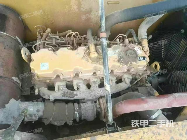 发动机整体俯视(整机外观) 发动机整体俯视(整机外观)