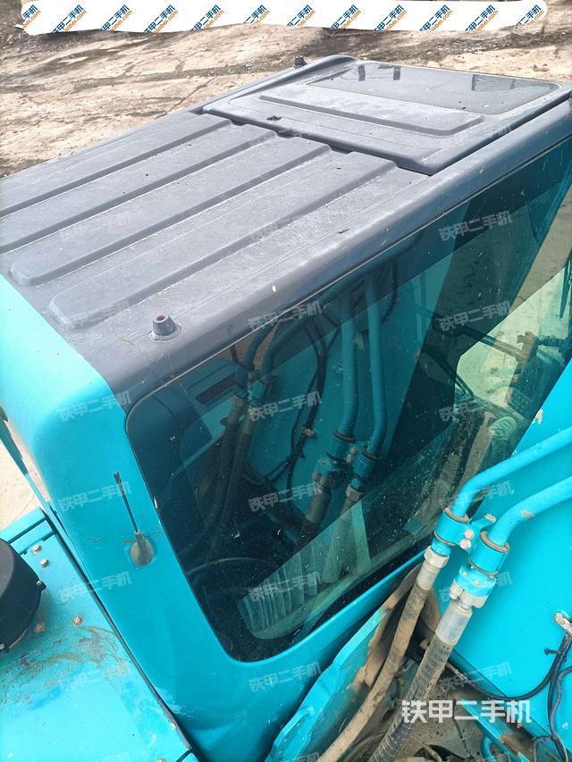 駕駛室頂部俯視（上車部件）