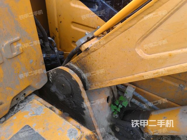 大臂根部 斜(工作和回转装置) 大臂根部 斜(工作和回转装置)