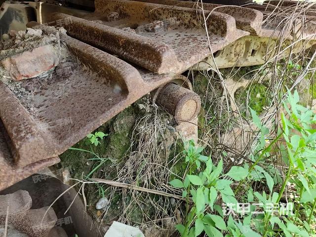 左侧行走马达盖板（行走机构）