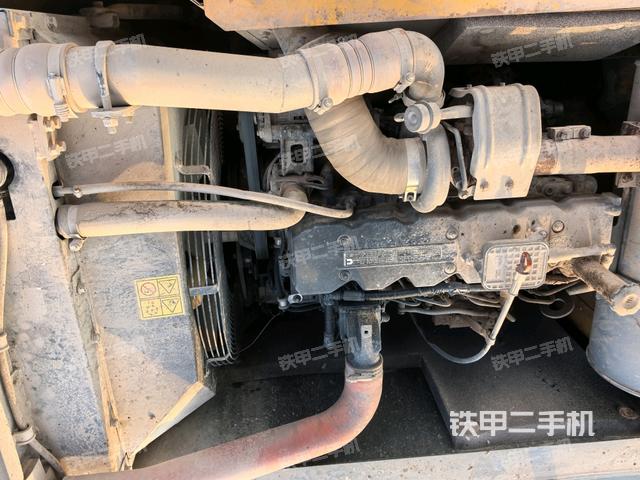 发动机室（上车部件）