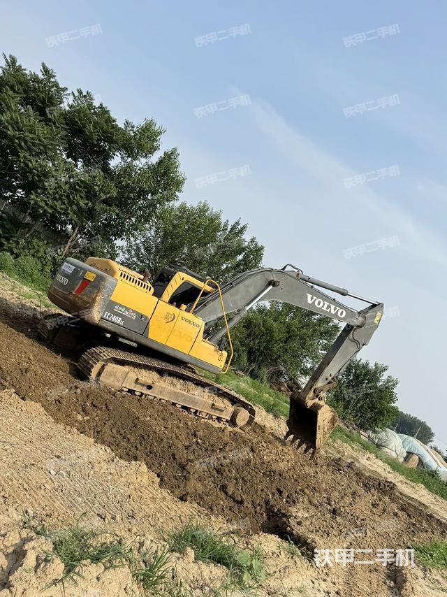 整机右后45°(整机外观) 整机右后45°(整机外观)