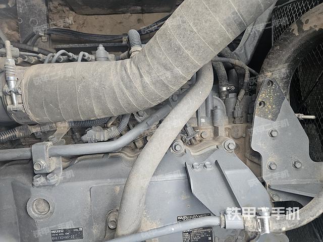 发动机整体俯视(整机外观) 发动机整体俯视(整机外观)