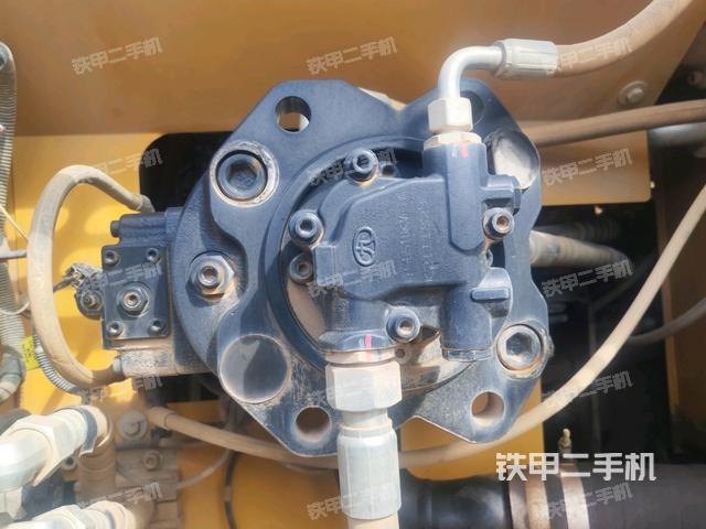 液壓泵斜45?左（大件艙室）