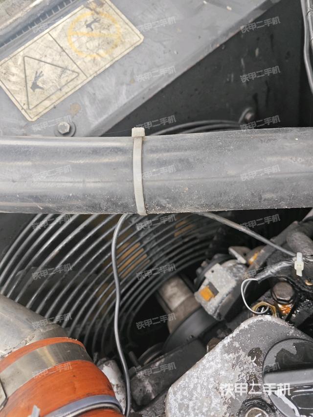 水箱+风扇特写(上车部件) 水箱+风扇特写(上车部件)