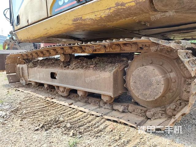 左驱动轮（行走机构）