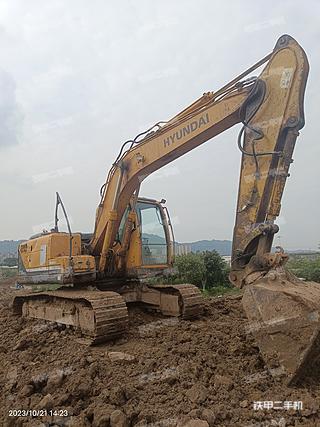 现代R150LC-9挖掘机实拍图片