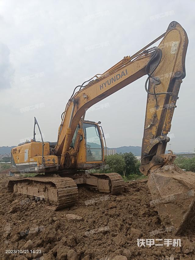 現(xiàn)代R150LC-9挖掘機