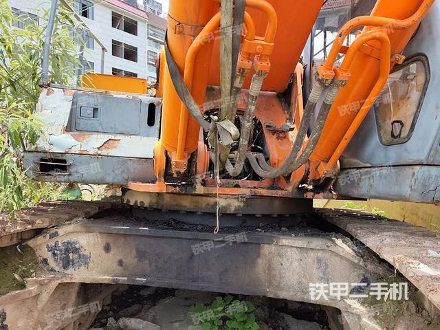 大臂整体 右侧（工作和回转装置）