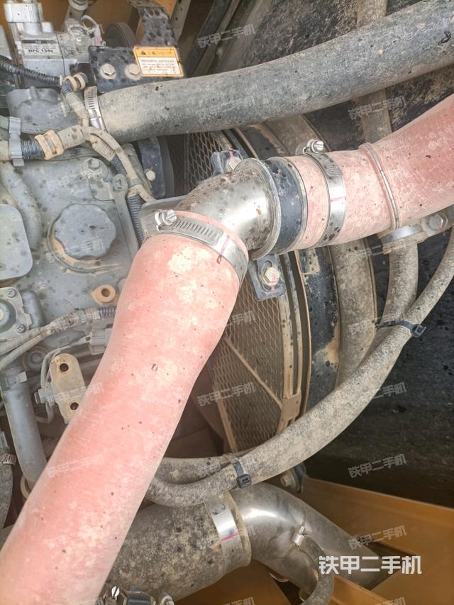 水箱+风扇特写(上车部件) 水箱+风扇特写(上车部件)