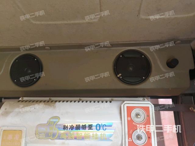 后窗玻璃角标(驾驶室部分) 后窗玻璃角标(驾驶室部分)