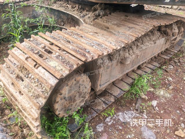 左側(cè)履帶整體?（行走機(jī)構(gòu)）